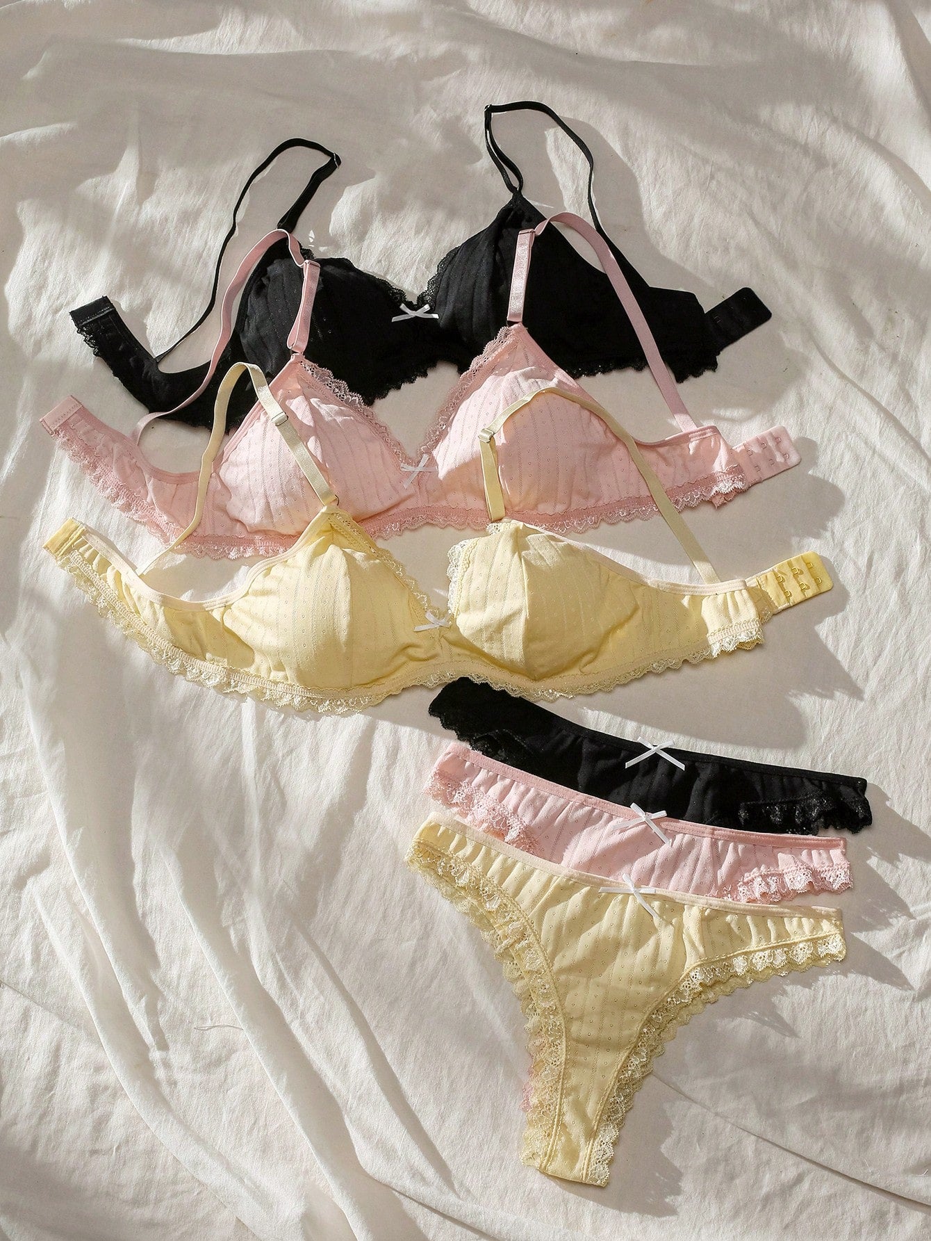 Conjunto de Lingerie com Renda