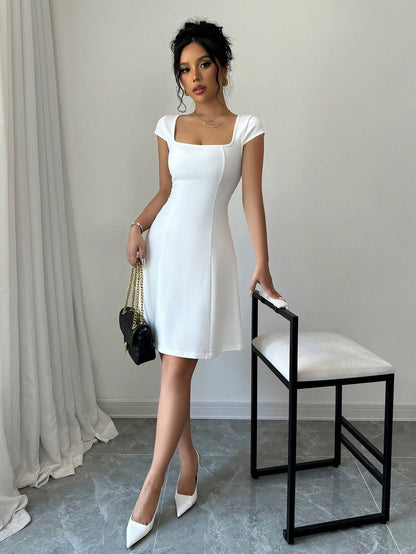 Vestido Elegante com Manga Bufante Branco